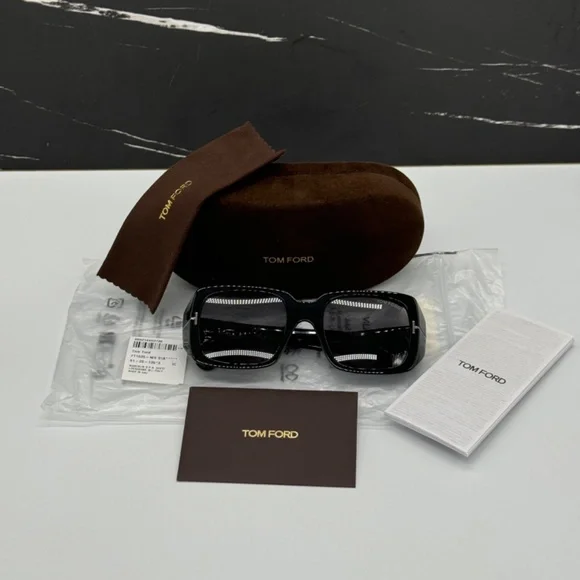 NEW TOM FORD TF1035N ECO 01A WOMEN SUNGLASSES TOM FORD RYDER  display picture 2